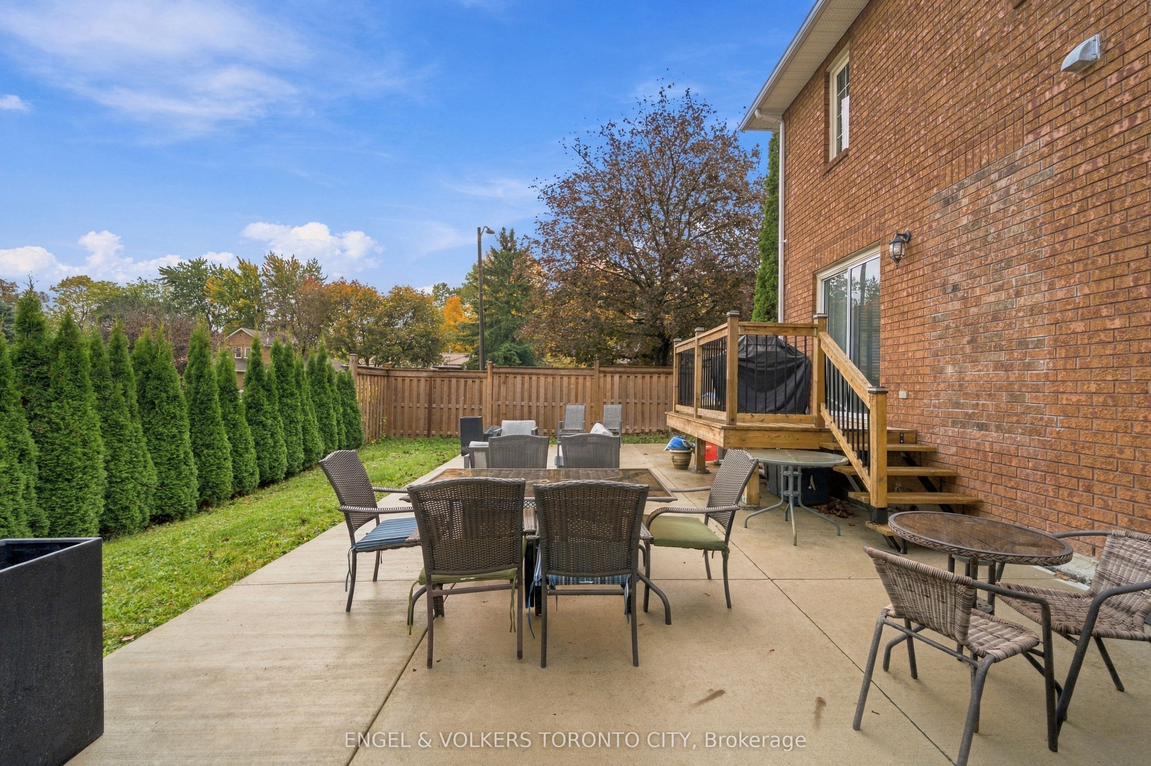 148 Aurora Heights Drive Property Photo 43