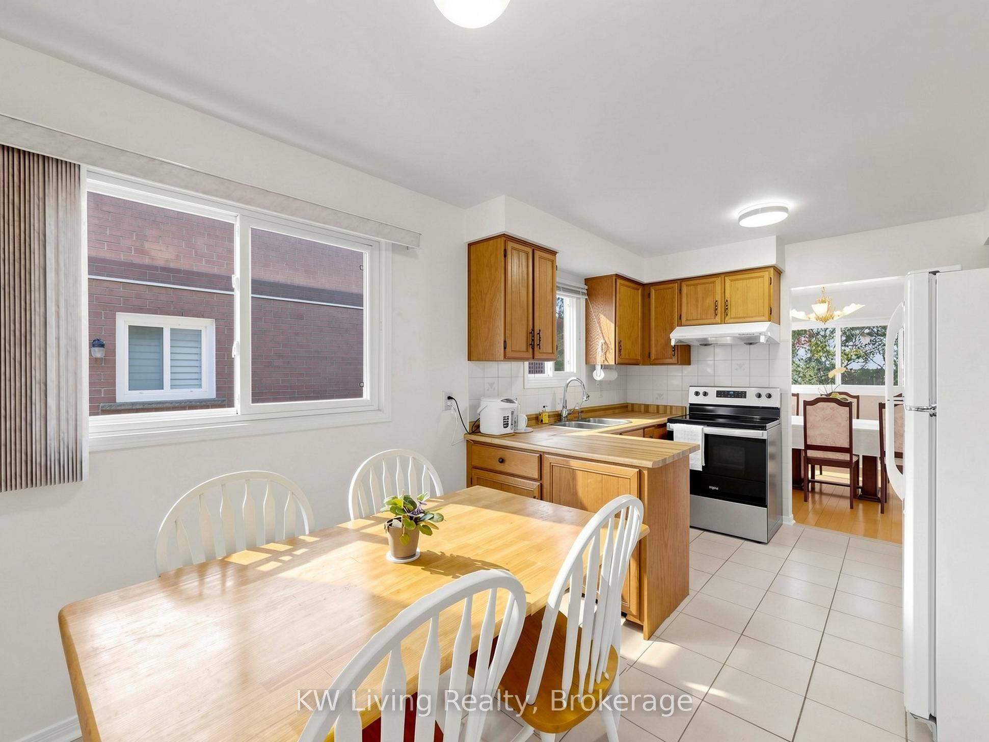 14 Burwell Crescent Property Photo 6