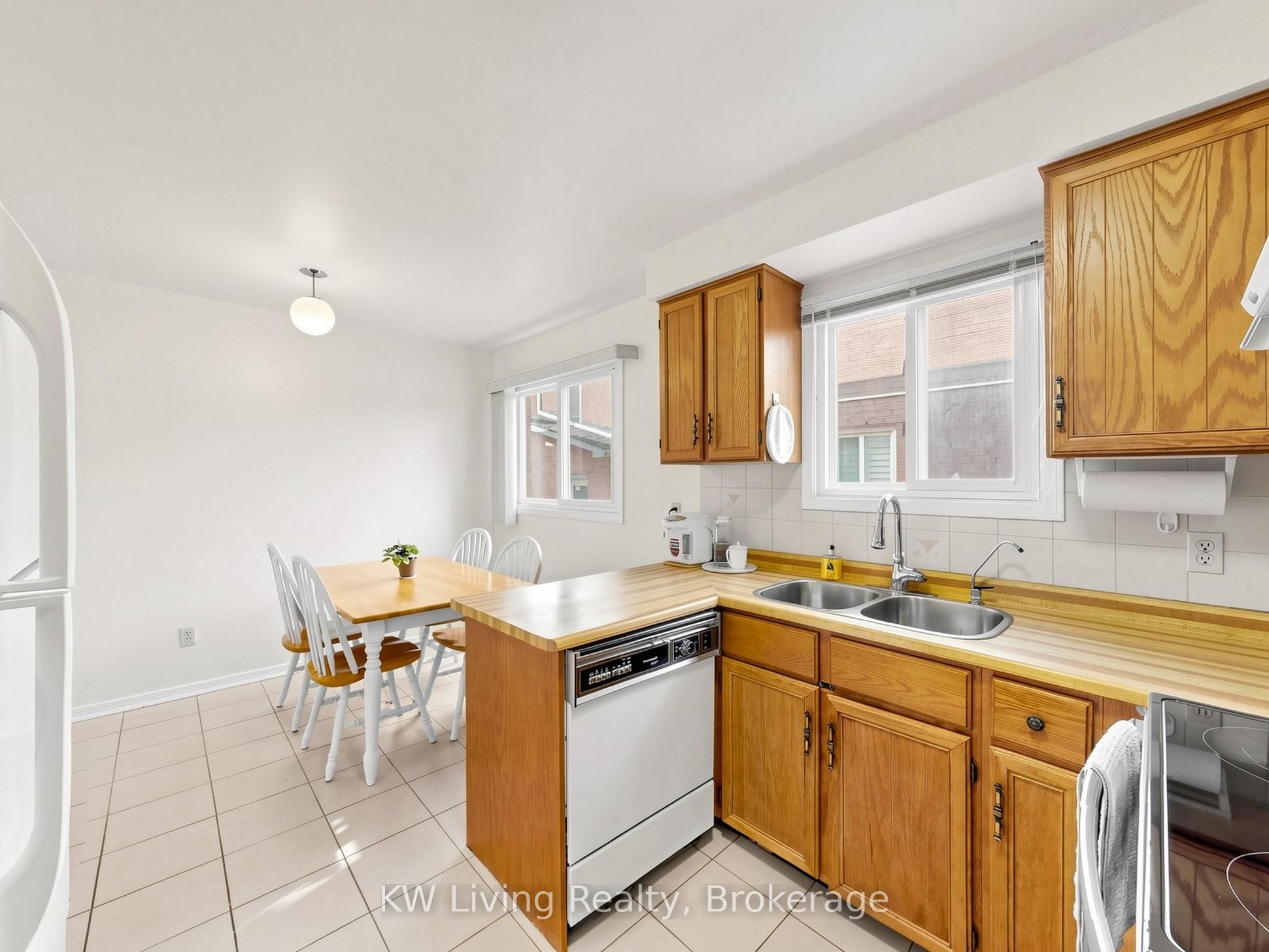14 Burwell Crescent Property Photo 8