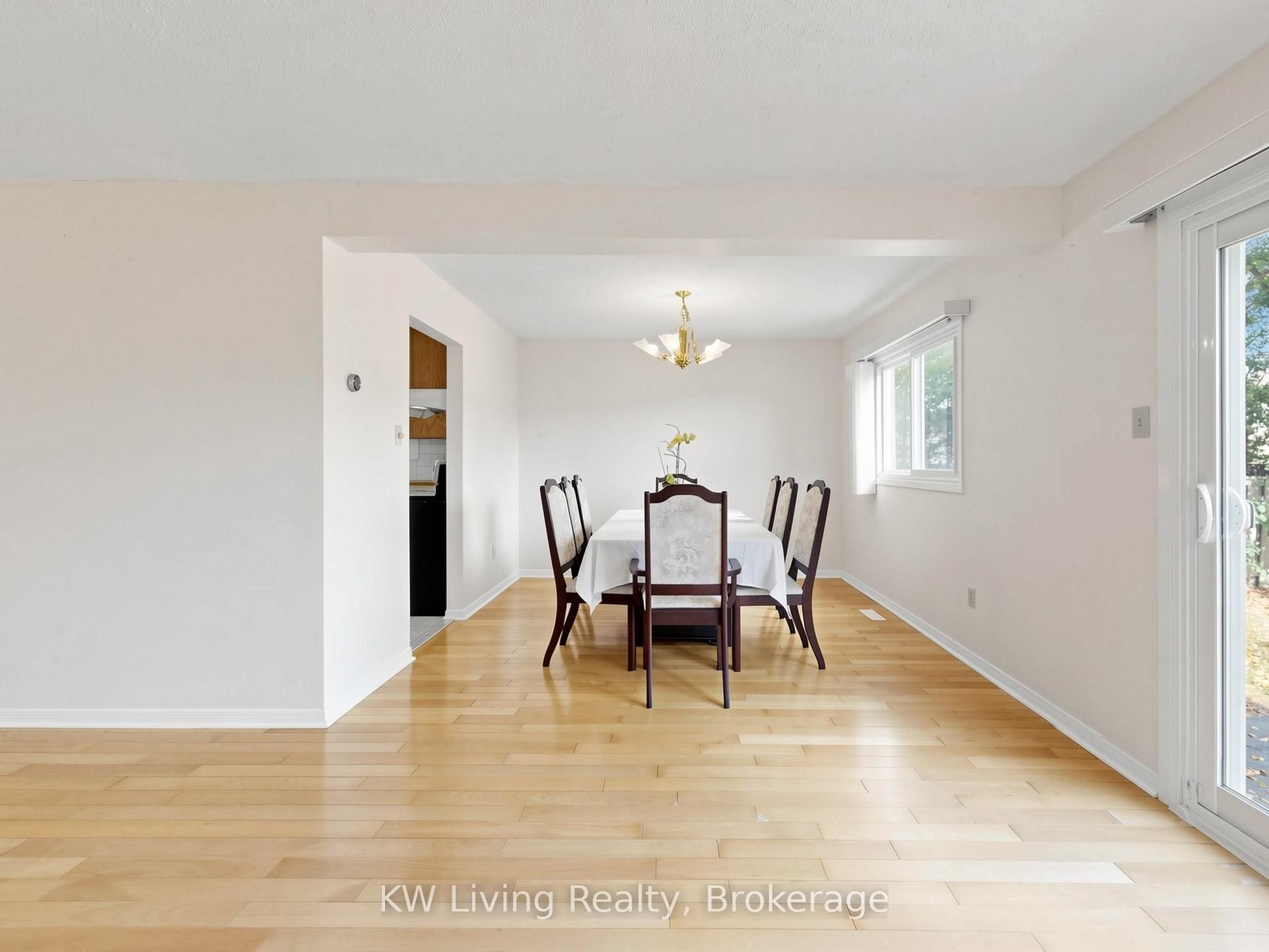 14 Burwell Crescent Property Photo 10
