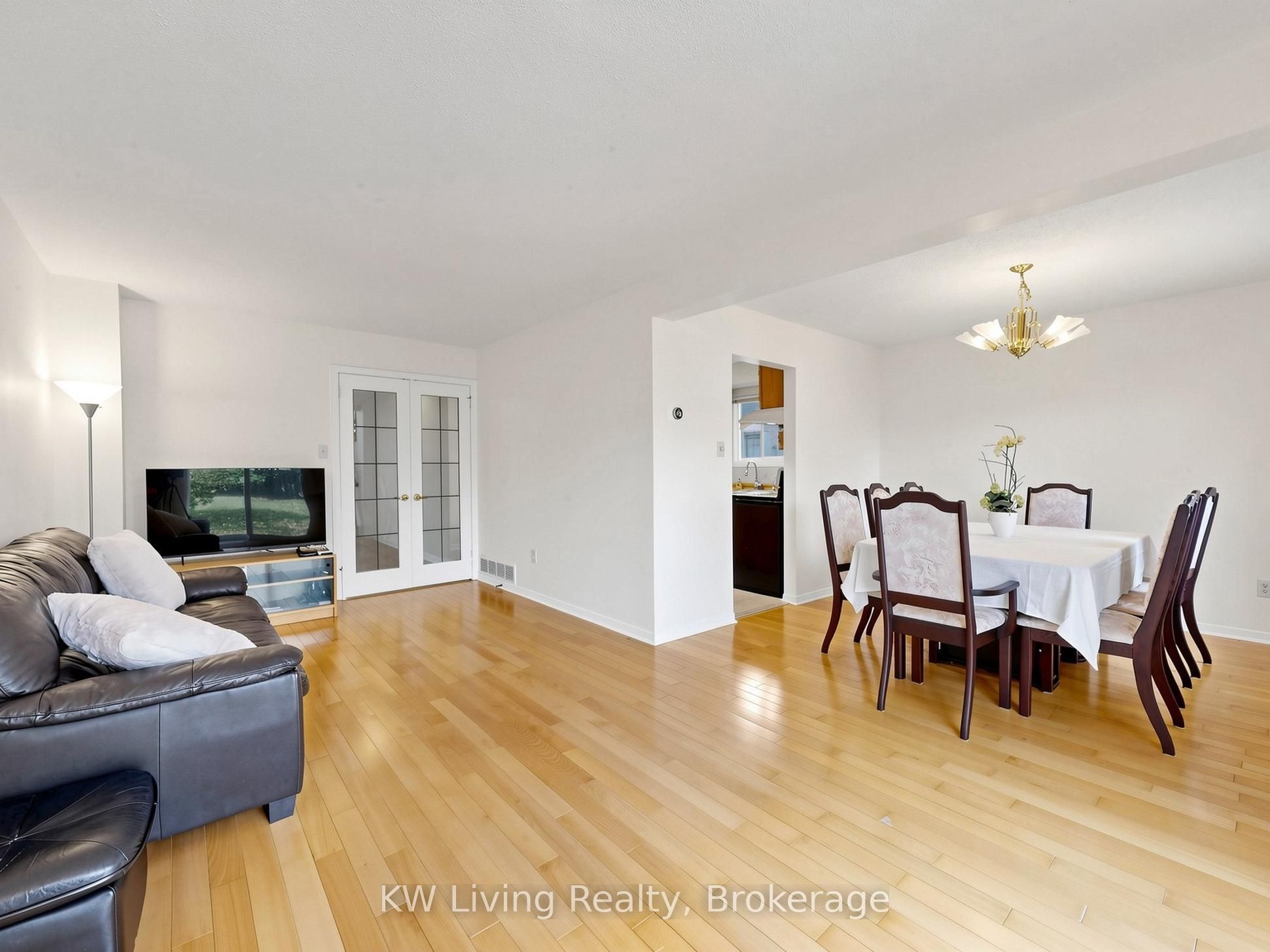 14 Burwell Crescent Property Photo 12