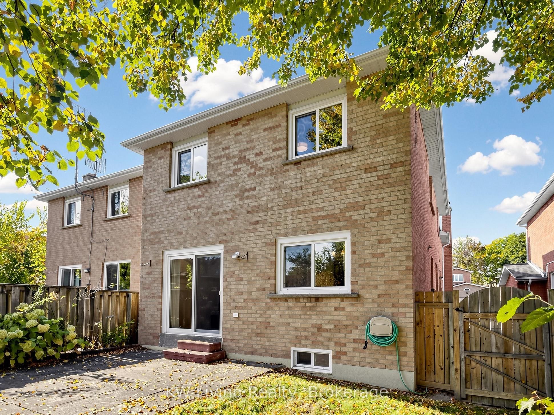 14 Burwell Crescent Property Photo 45