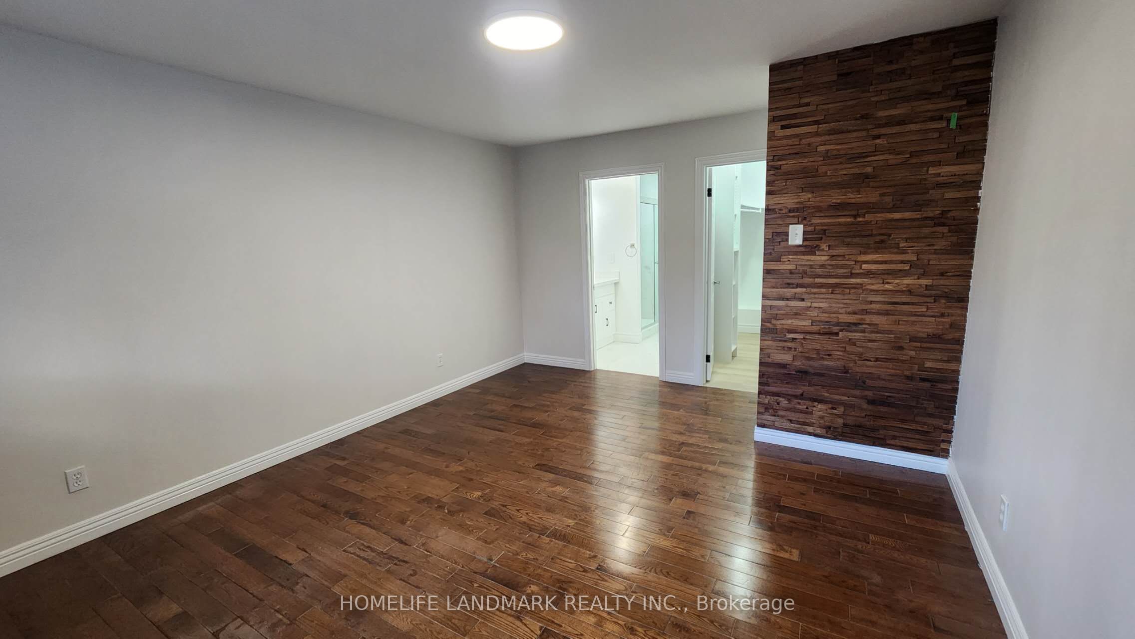 42 Cartier Crescent Property Photo 13