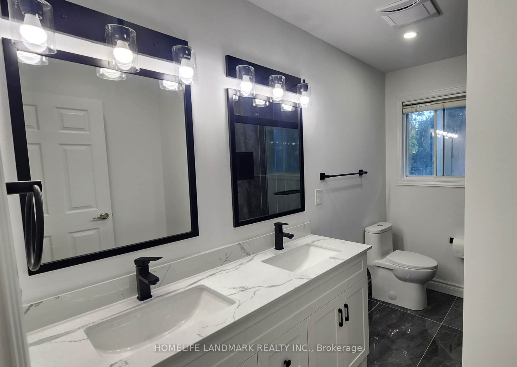 42 Cartier Crescent Property Photo 14