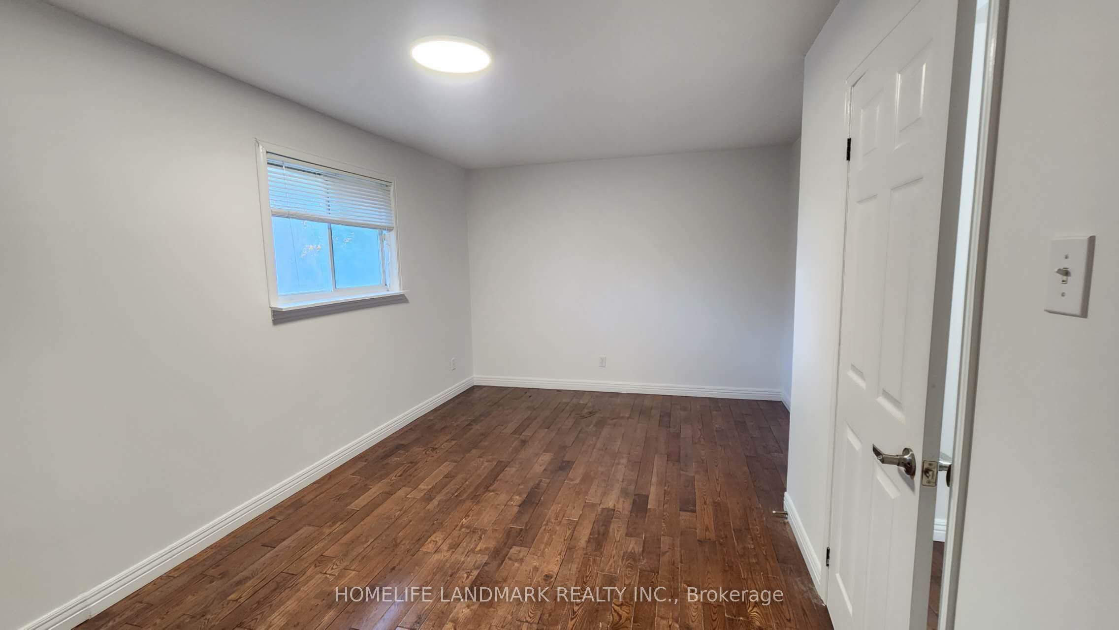 42 Cartier Crescent Property Photo 23