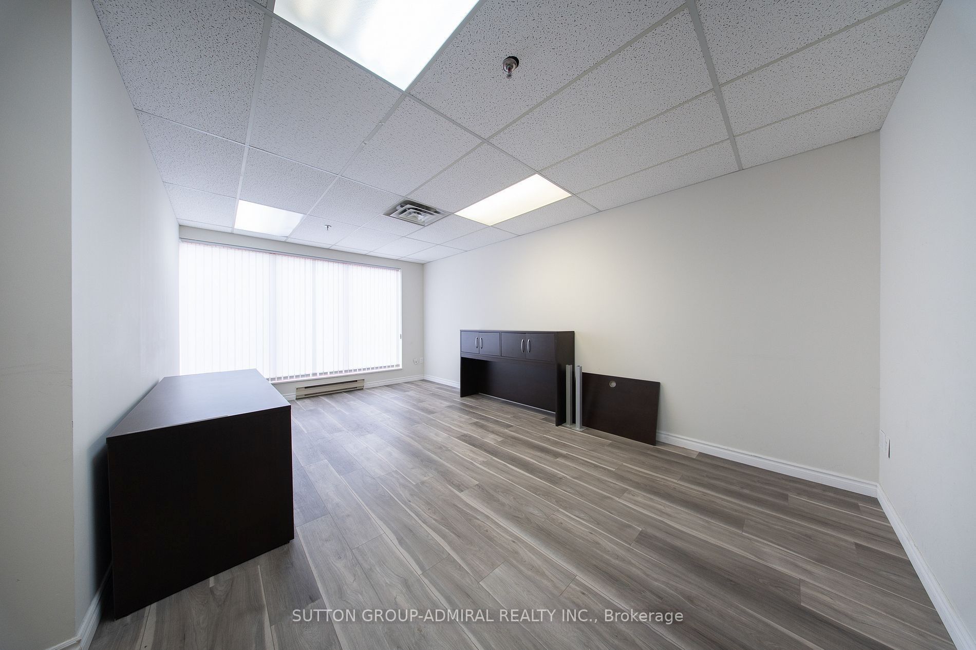 65 Woodstream Boulevard 16 - Upper Level Property Photo 13