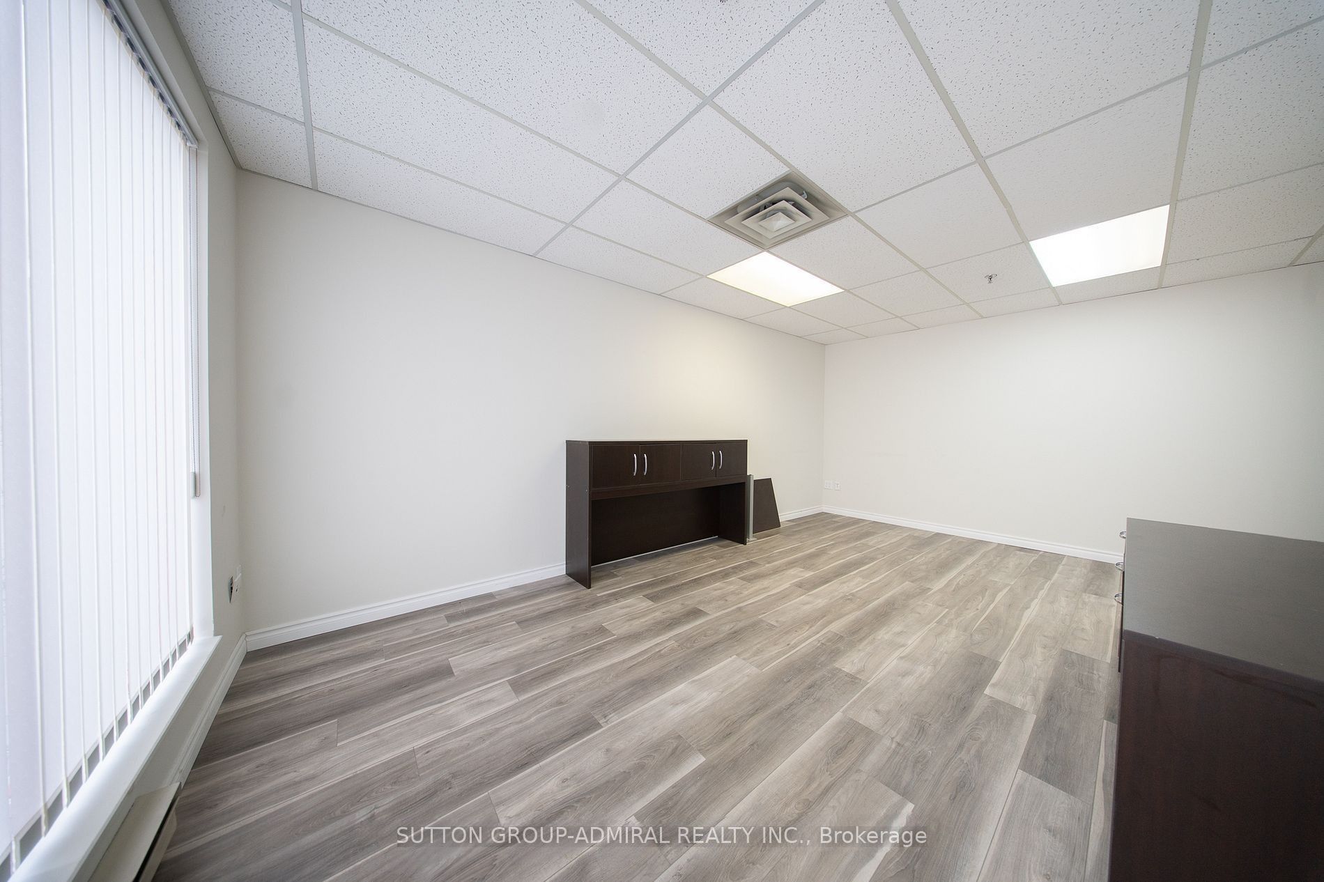 65 Woodstream Boulevard 16 - Upper Level Property Photo 15
