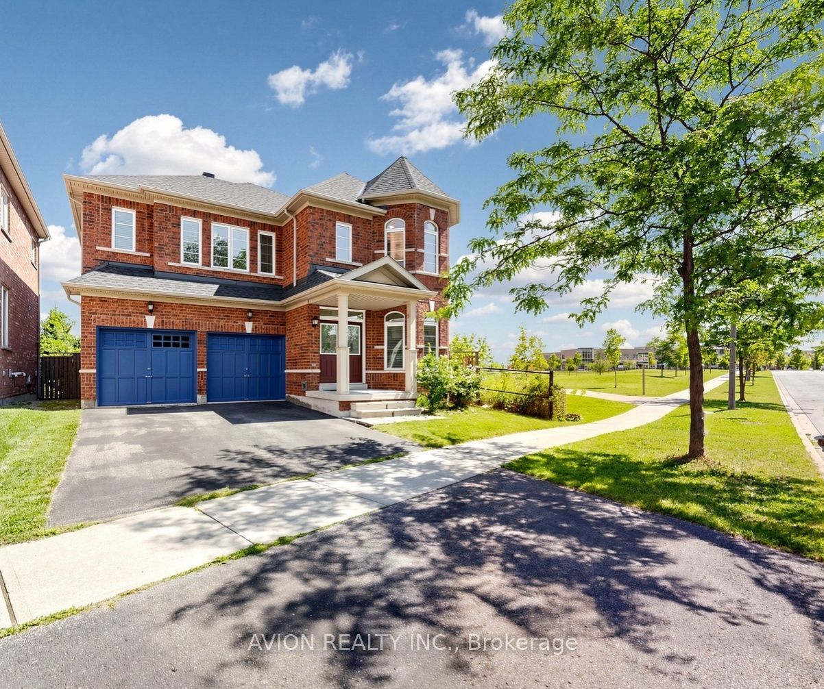 107 Alexander Lawrie Avenue Property Photo 1