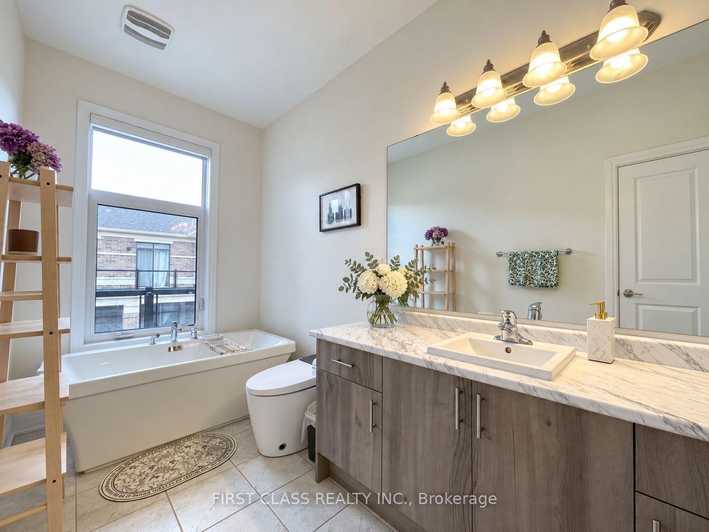 11423 Leslie Street Property Photo 11