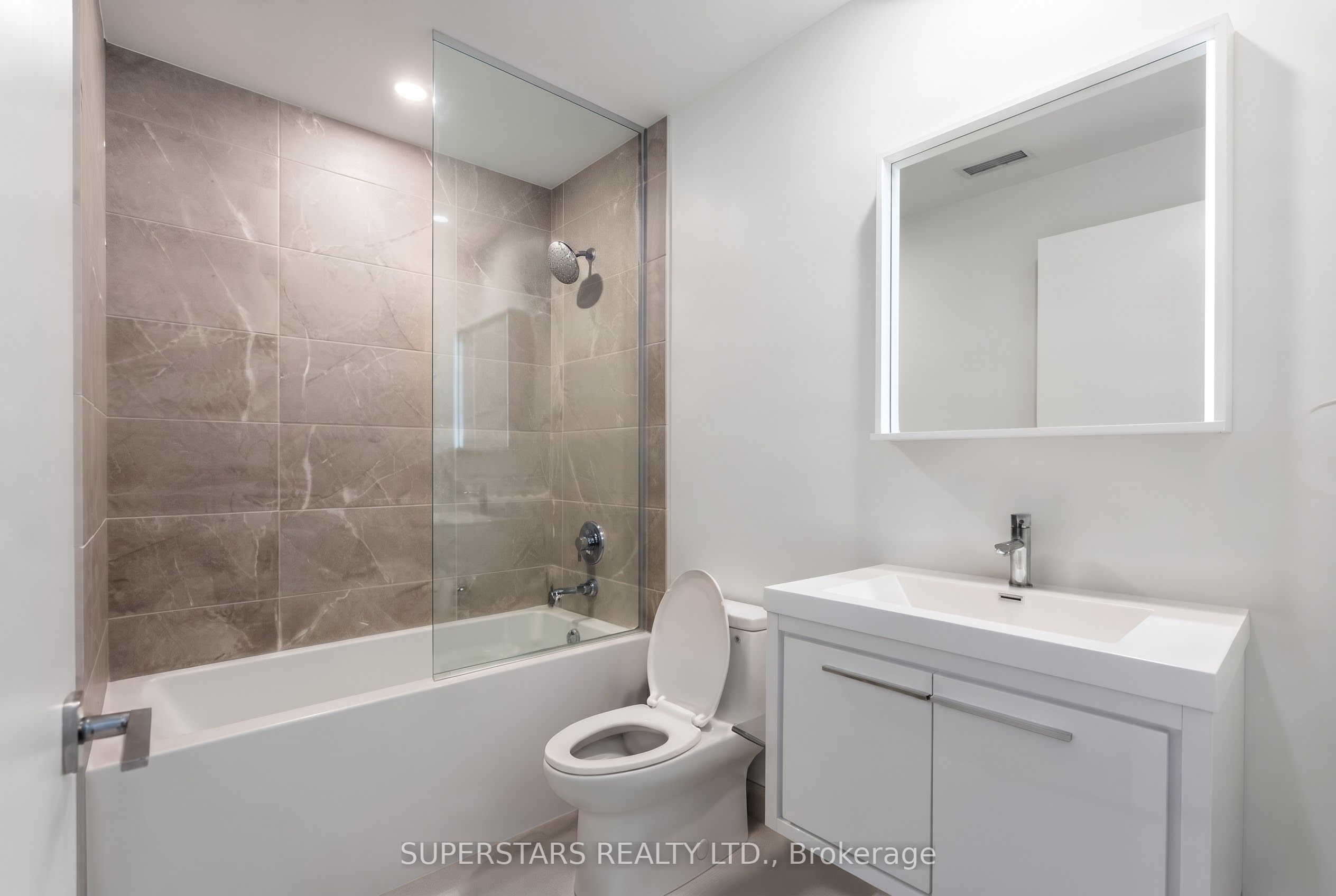 5 Meadowdale Road 1411 Property Photo 6