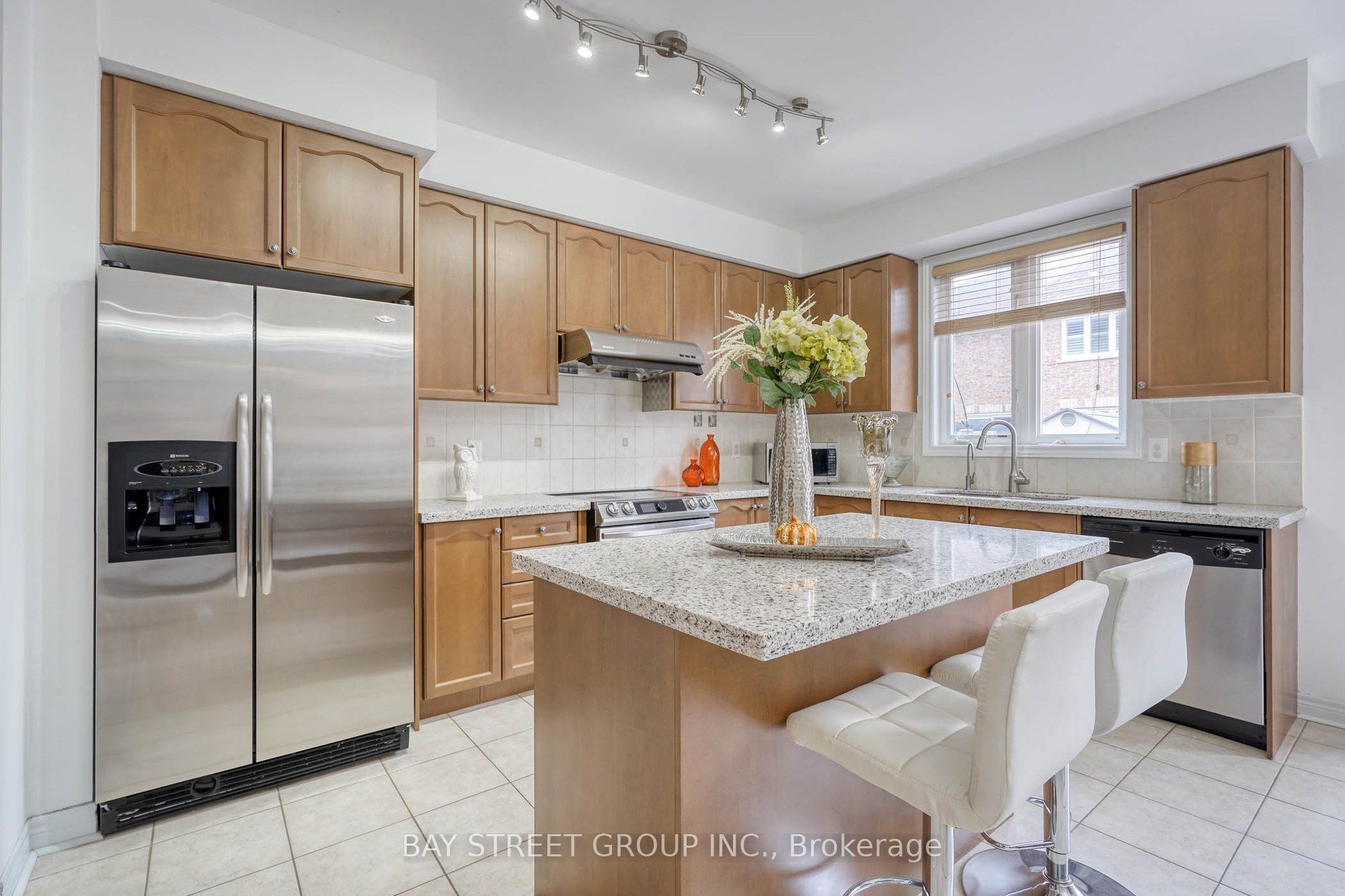 82 Prince Of Wales Drive Property Photo 13