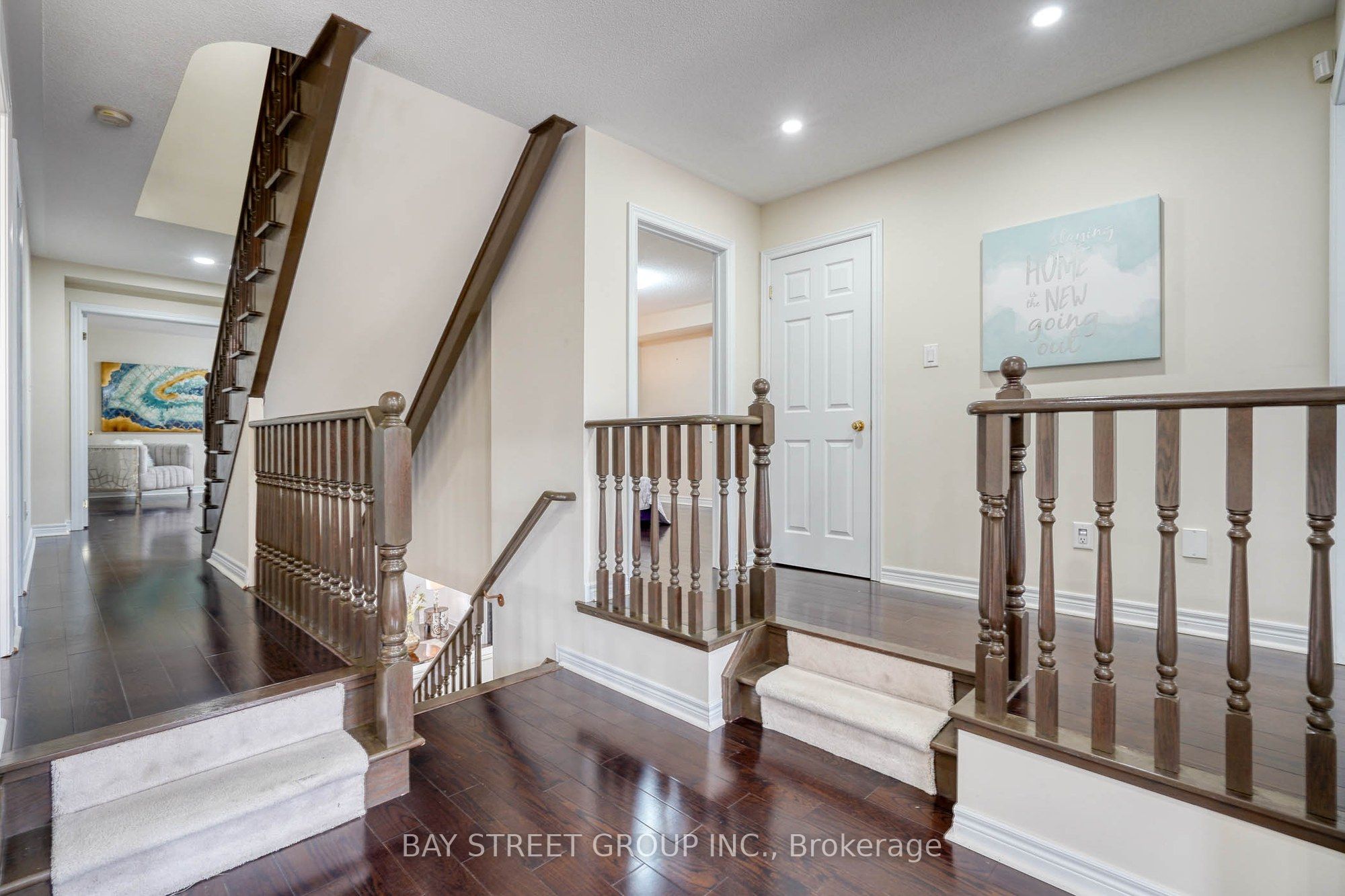 82 Prince Of Wales Drive Property Photo 16