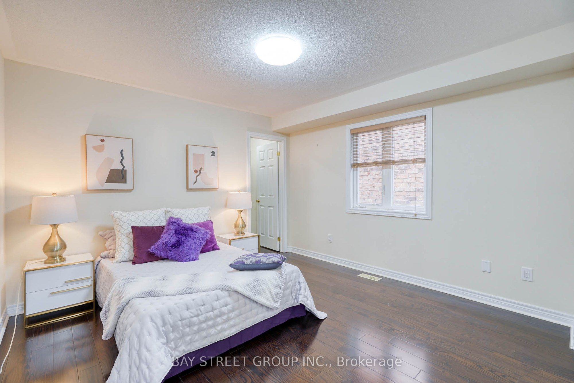 82 Prince Of Wales Drive Property Photo 20