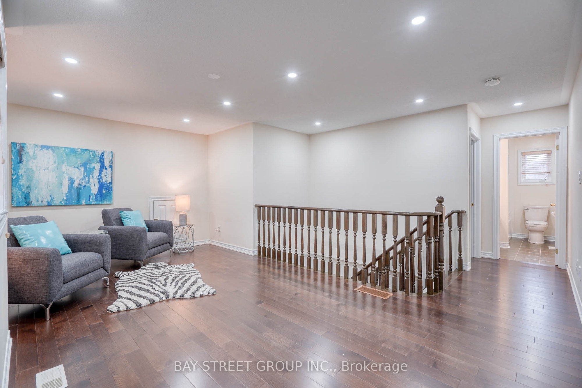 82 Prince Of Wales Drive Property Photo 24