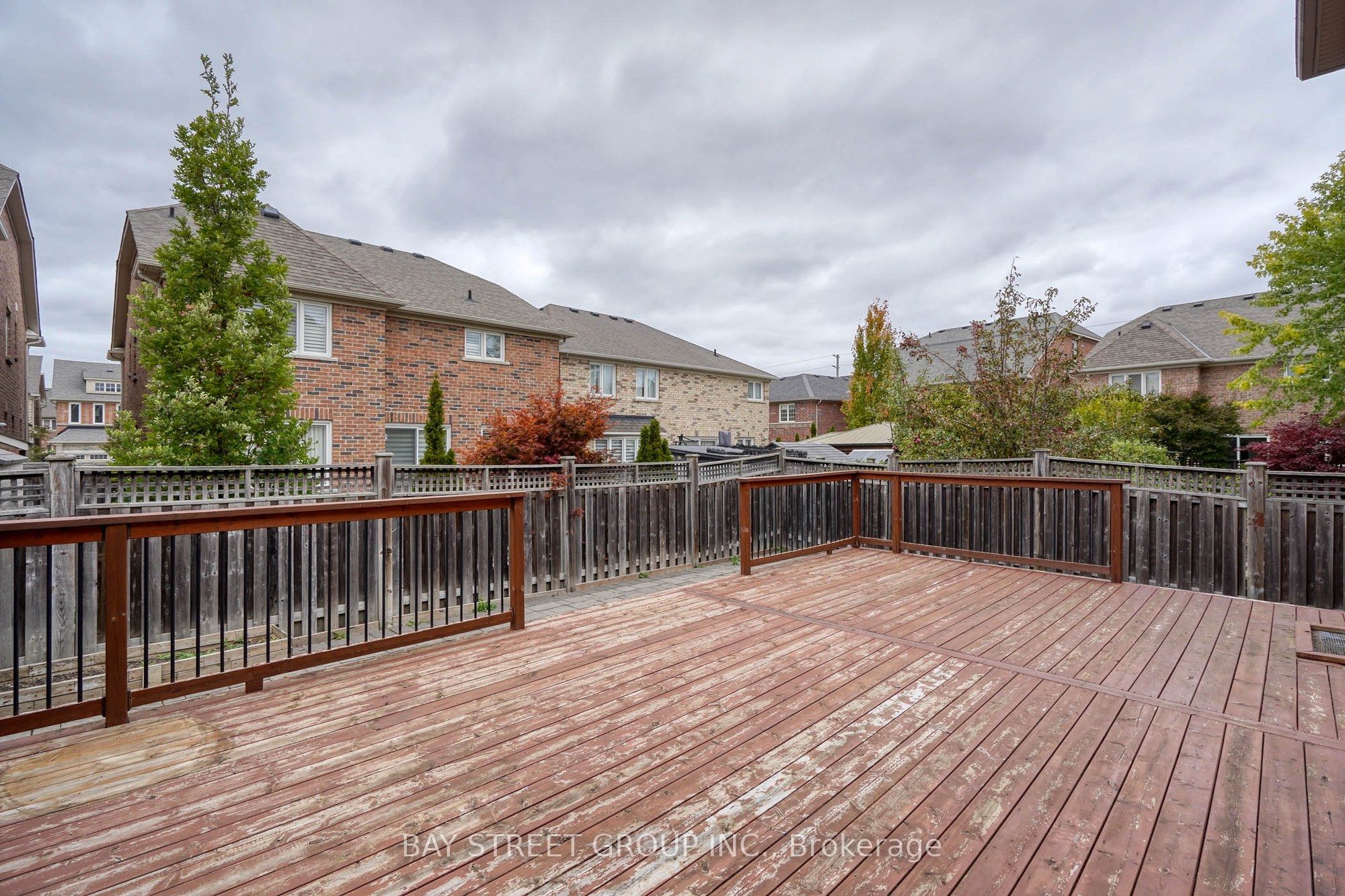 82 Prince Of Wales Drive Property Photo 36