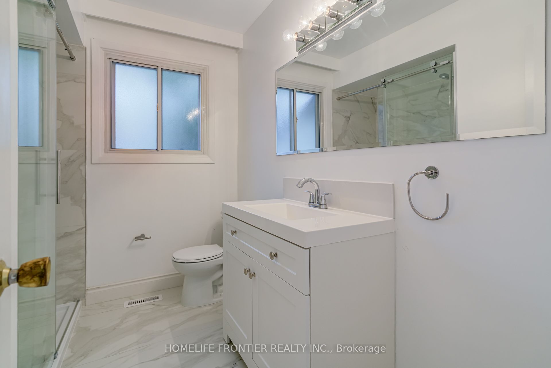 62 Clark Avenue Upper Property Photo 24