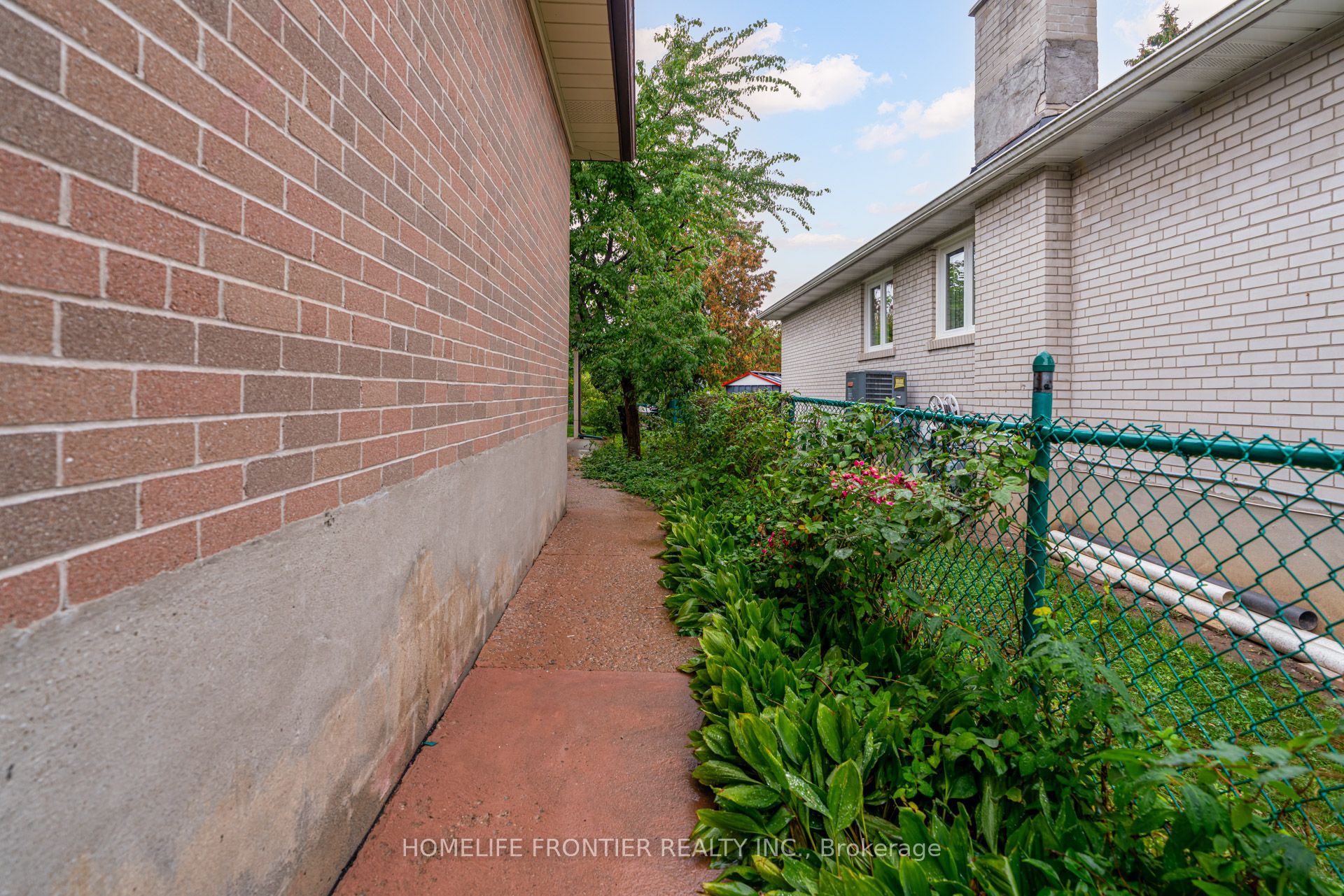 62 Clark Avenue Upper Property Photo 29