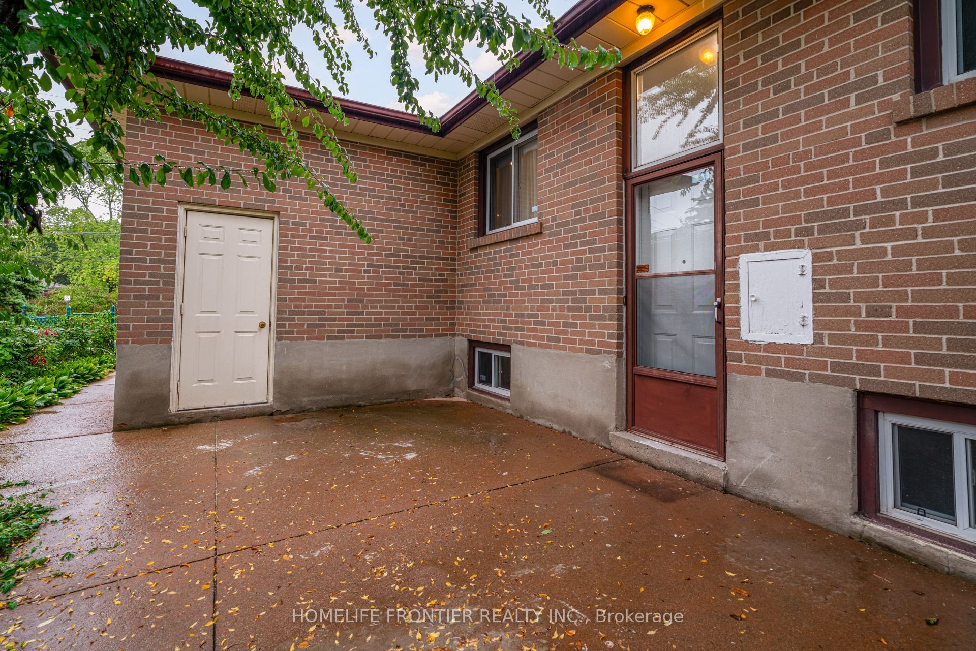 62 Clark Avenue Upper Property Photo 30