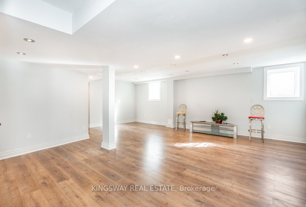 33 Edgar Avenue Property Photo 39