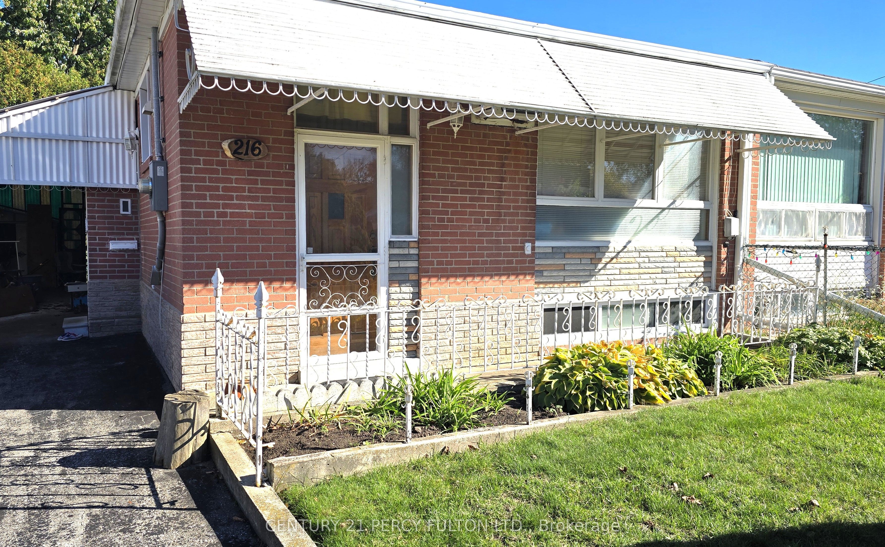 216 Taylor Mills Drive N Bsmt Property Photo 1