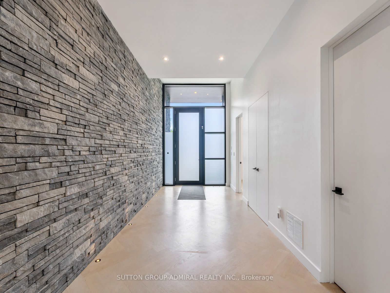 95 Penstock Court Property Photo 4