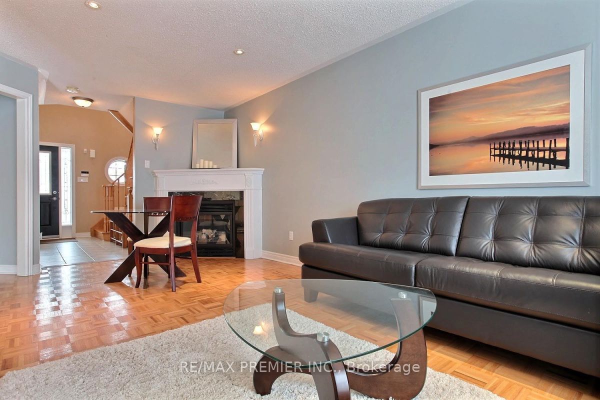 326 John Deisman Boulevard Property Photo 5