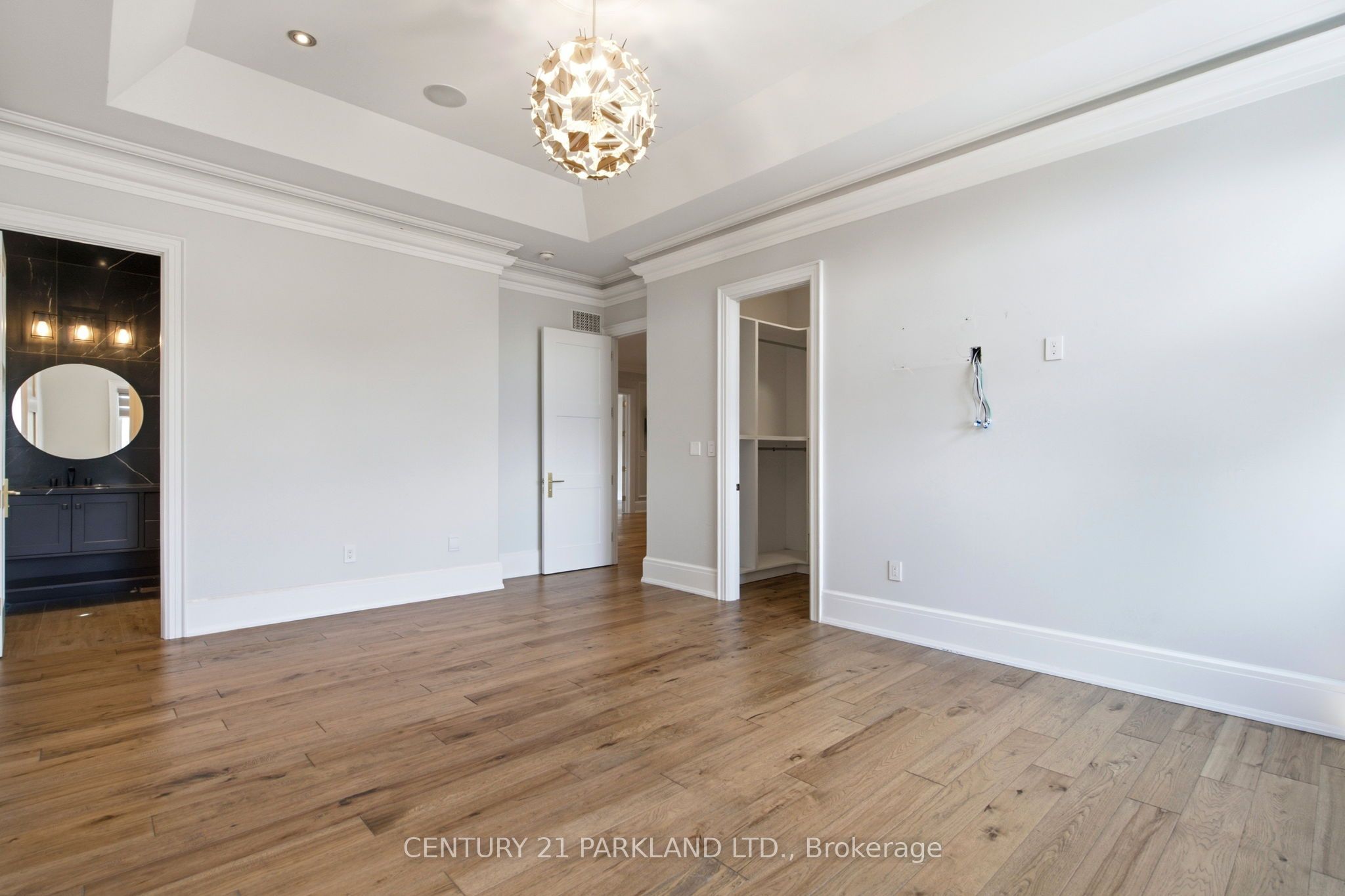 12 Hollywood Crescent Property Photo 36