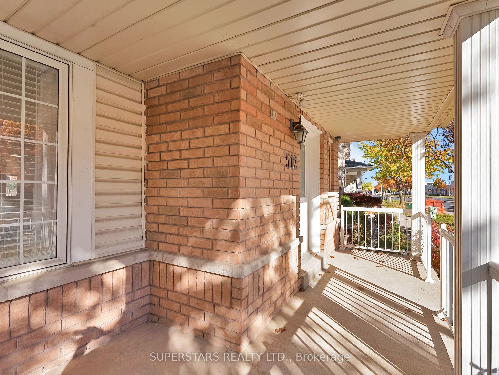 512 Bur Oak Avenue Property Photo 3