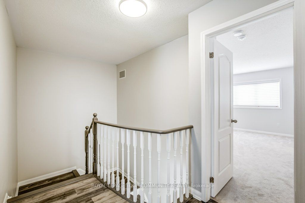 16 Don Hadden Crescent Property Photo 16