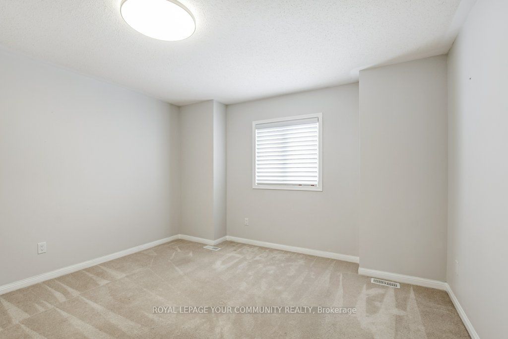 16 Don Hadden Crescent Property Photo 20
