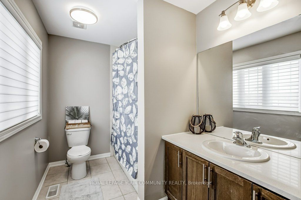 16 Don Hadden Crescent Property Photo 22