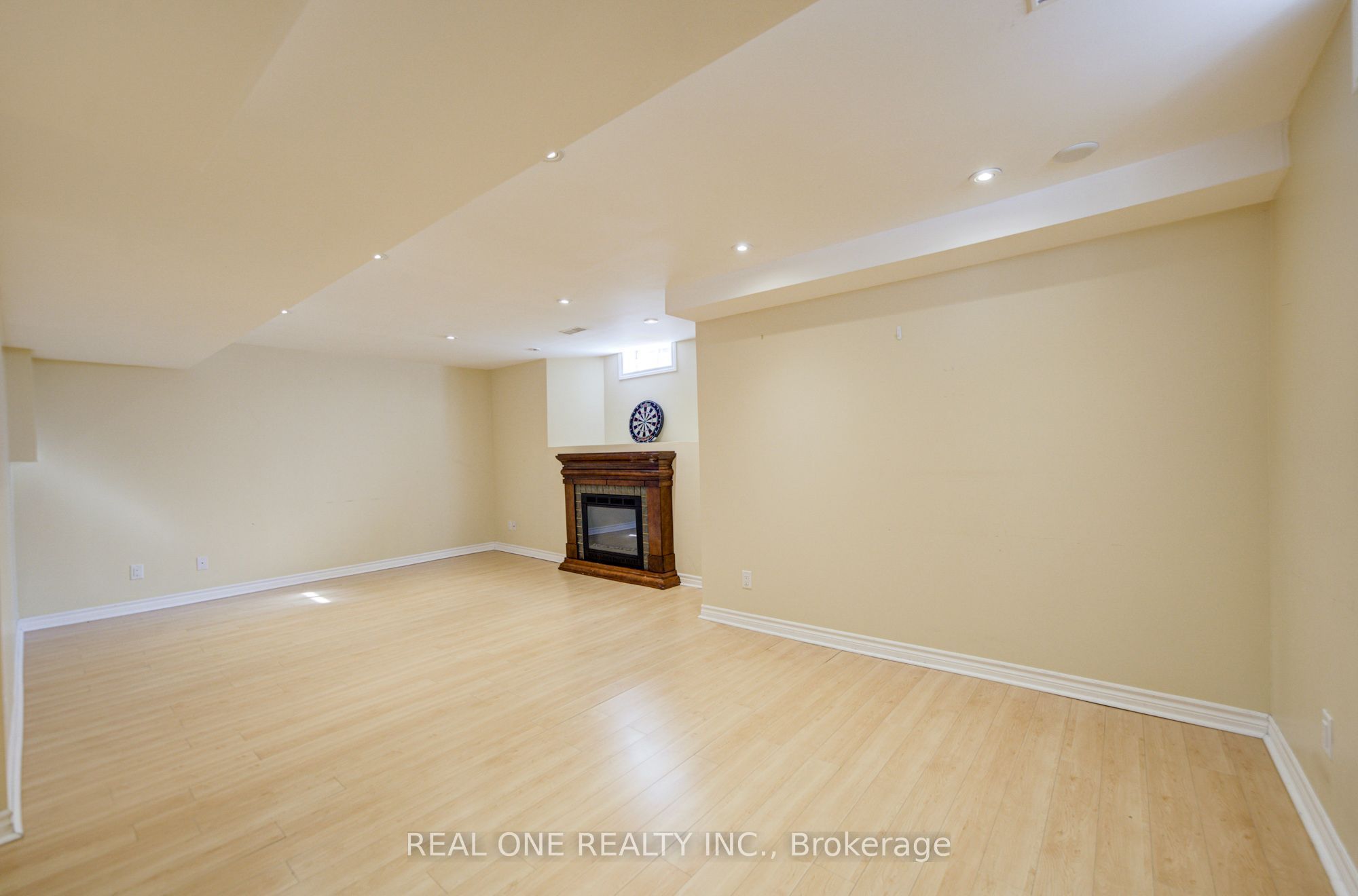 39 Balsamwood Road Property Photo 40