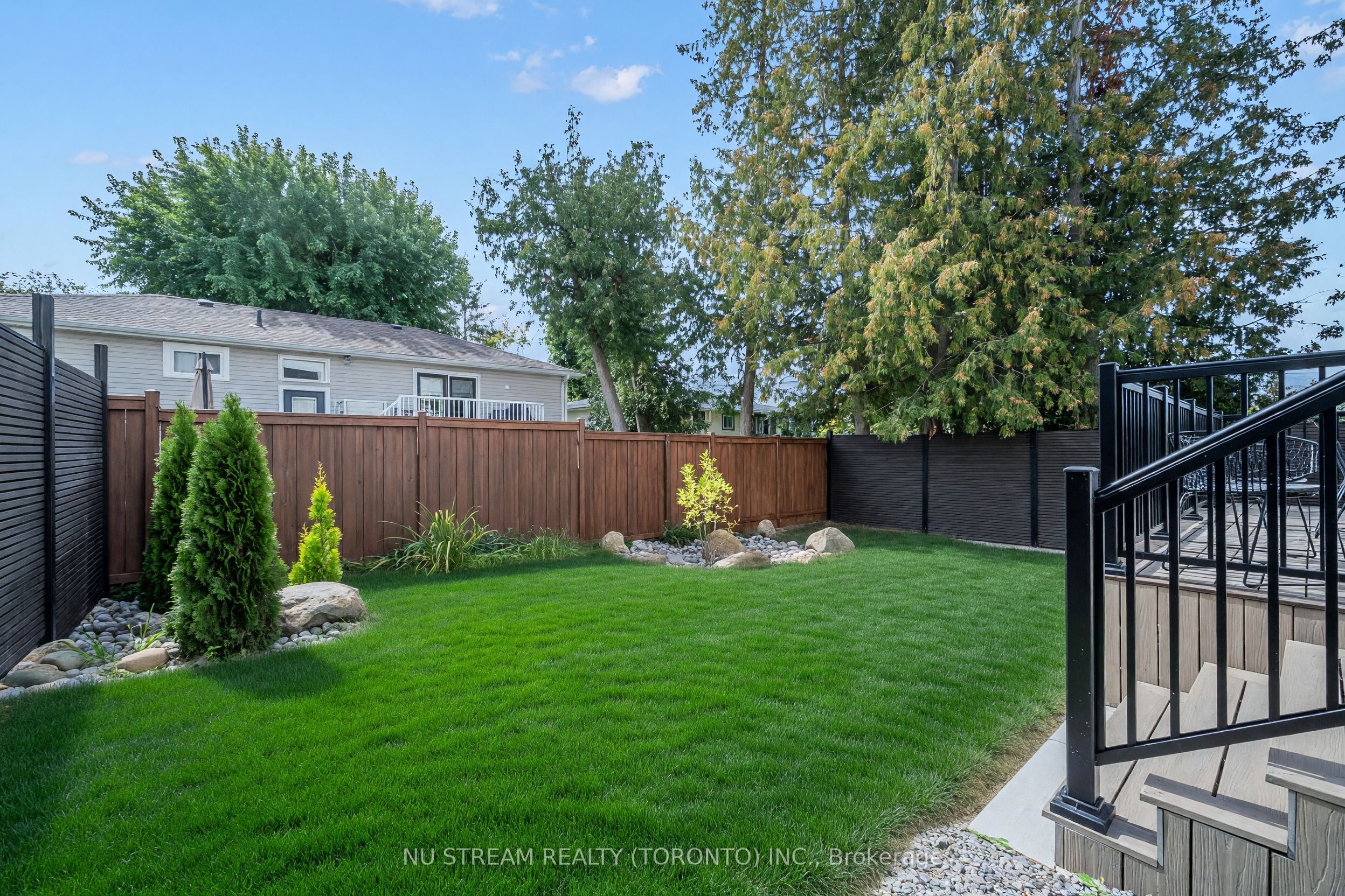 323 Winnifred Drive Property Photo 33