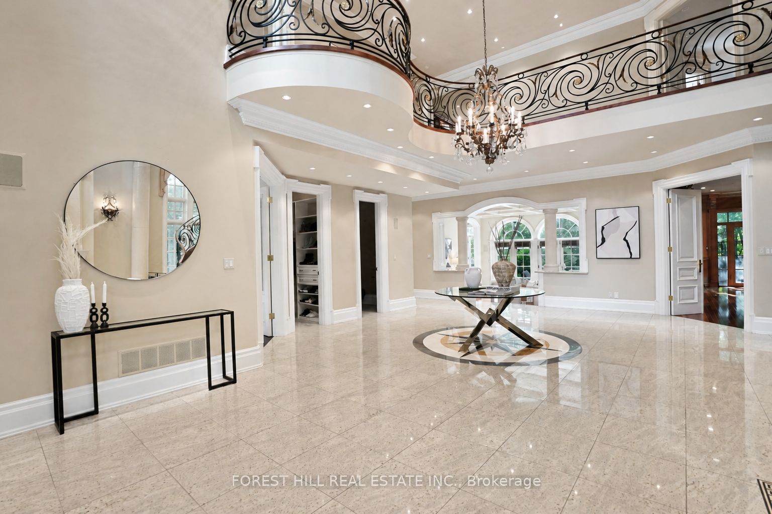 160 Renaissance Court Property Photo 7