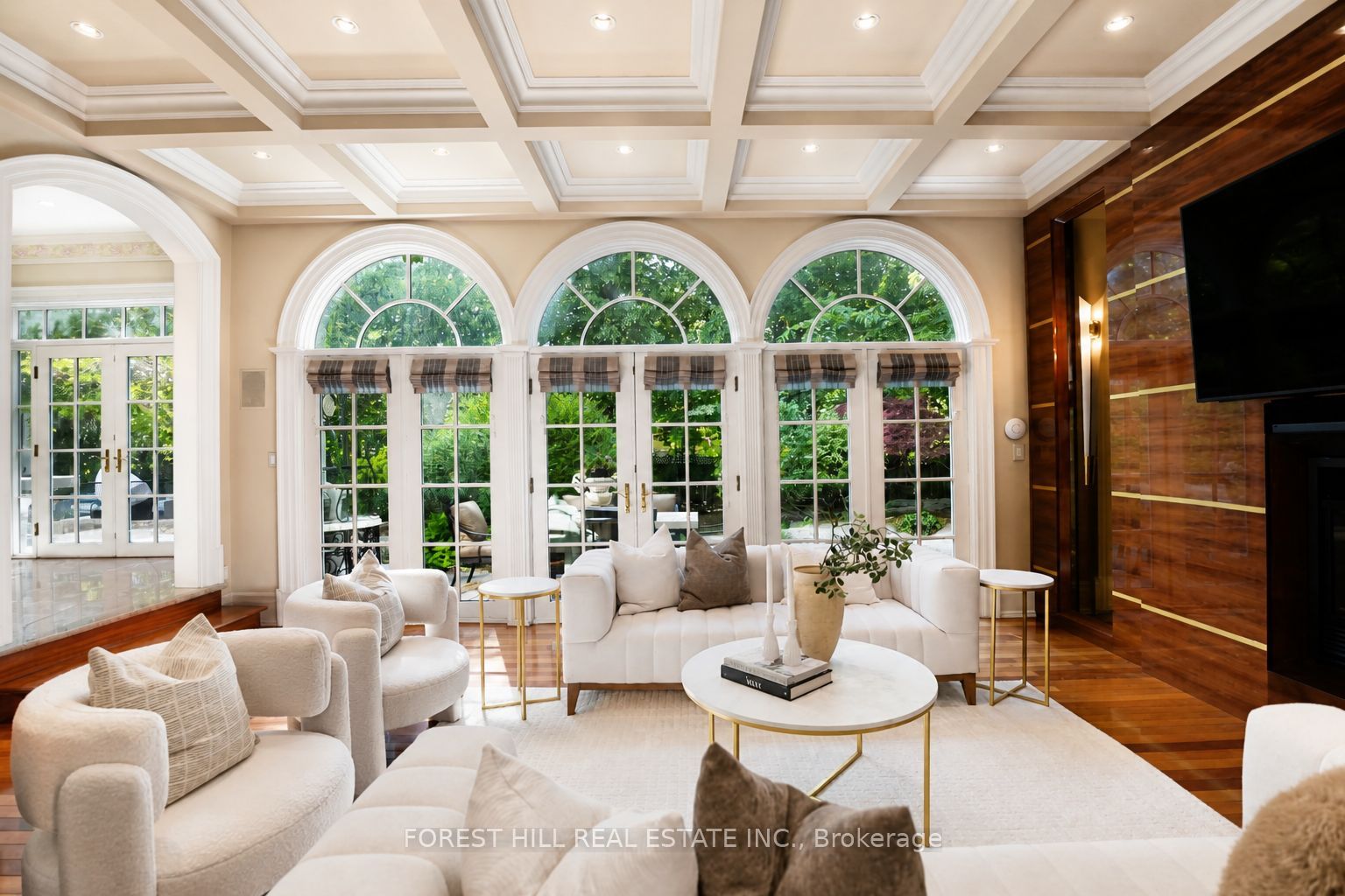 160 Renaissance Court Property Photo 15