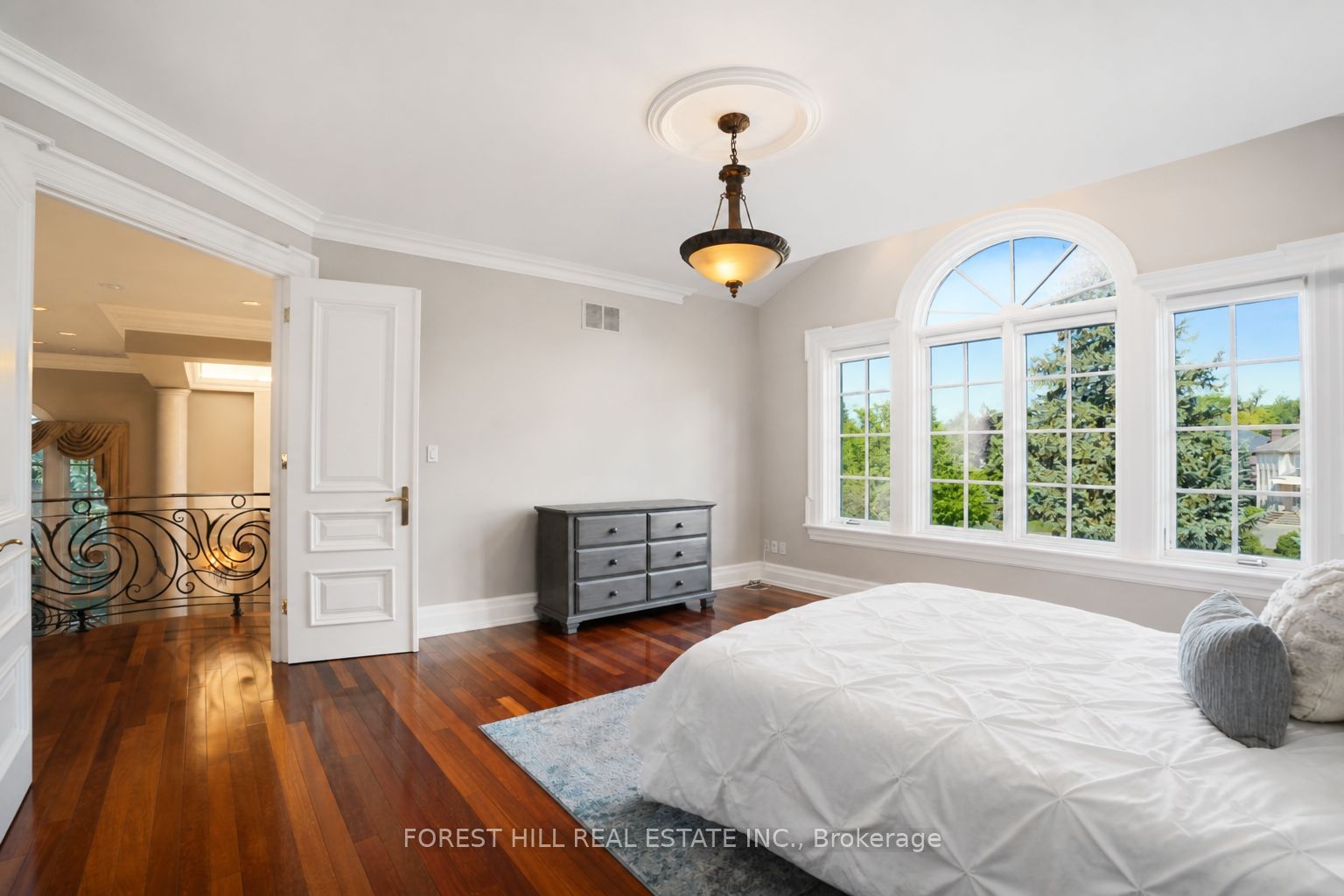160 Renaissance Court Property Photo 29