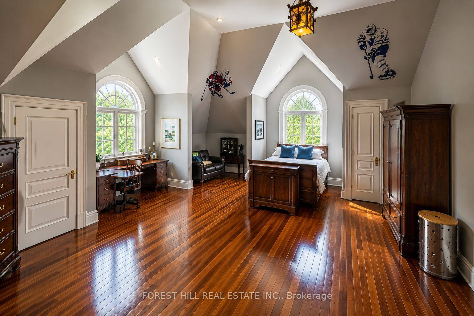160 Renaissance Court Property Photo 31