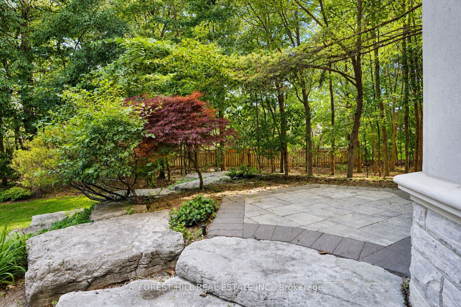160 Renaissance Court Property Photo 41