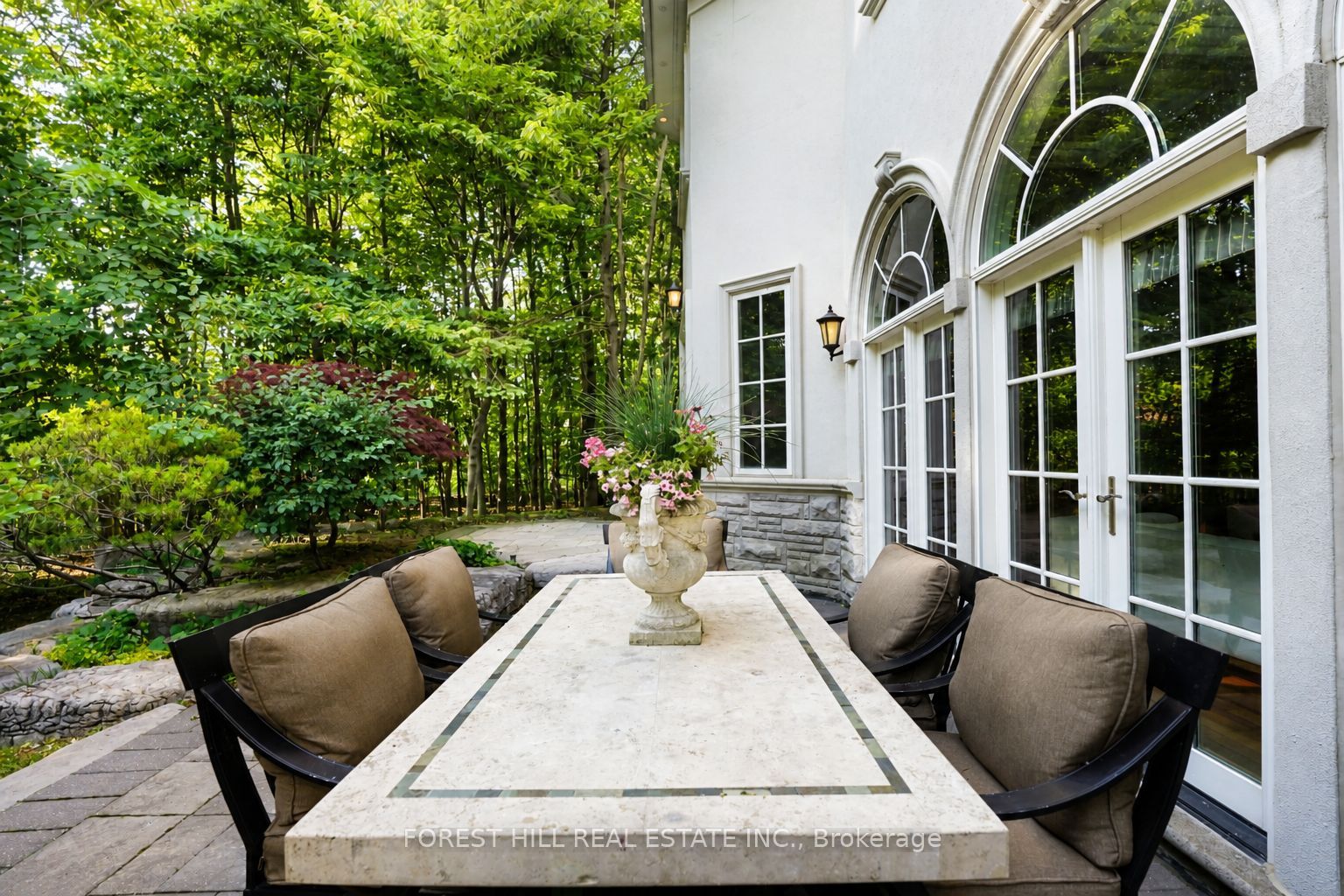 160 Renaissance Court Property Photo 43