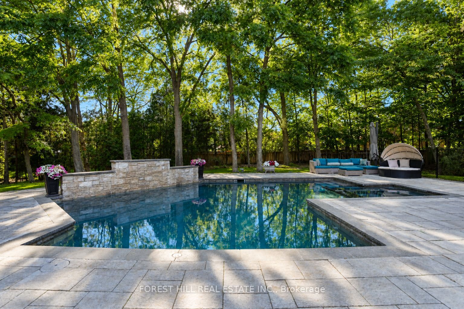 160 Renaissance Court Property Photo 44