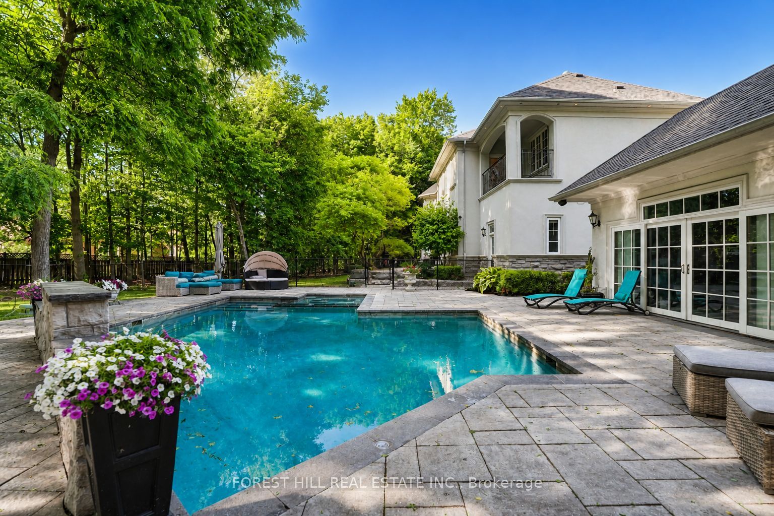 160 Renaissance Court Property Photo 45