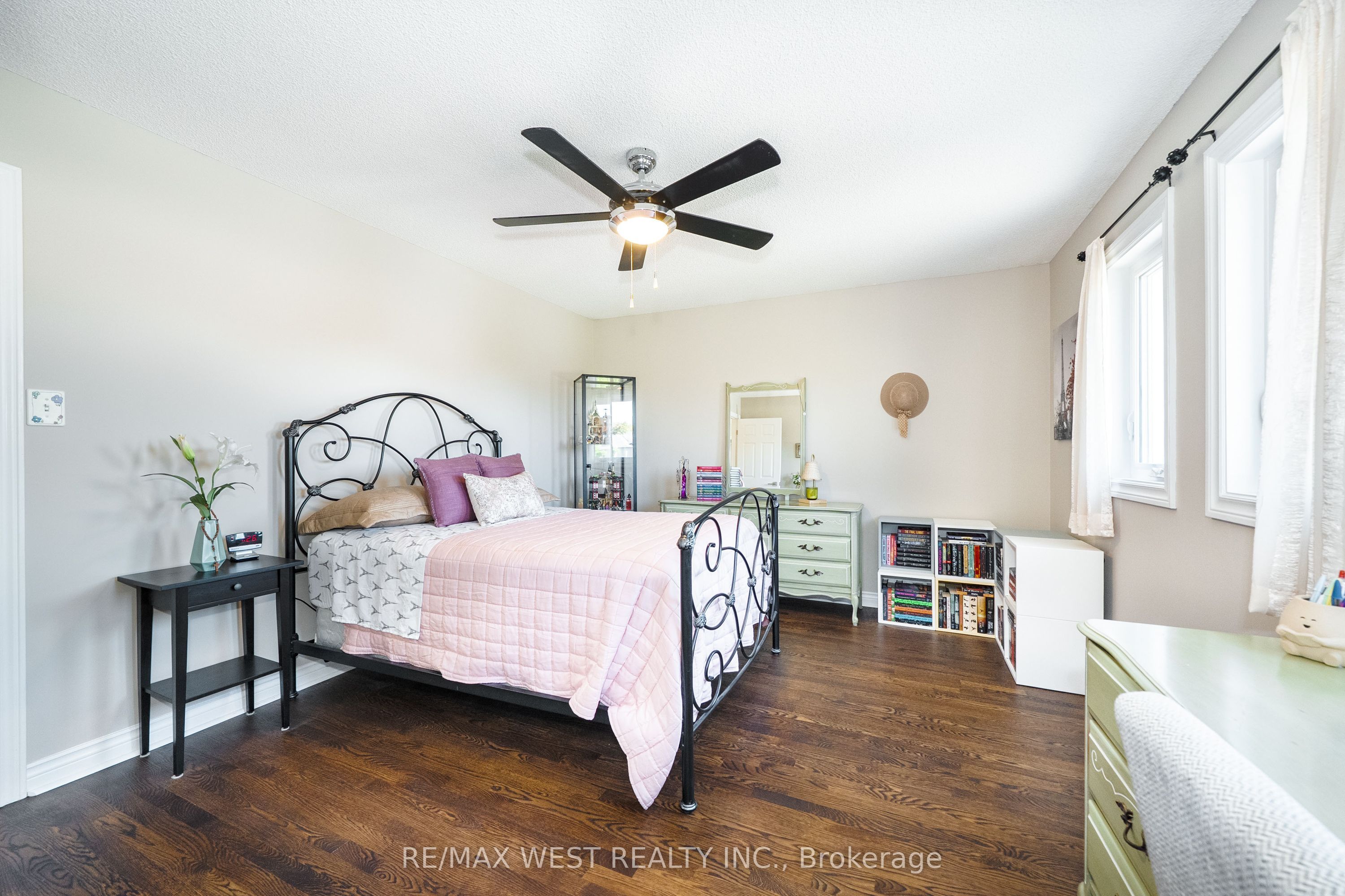 98 Arrowhead Drive Property Photo 13