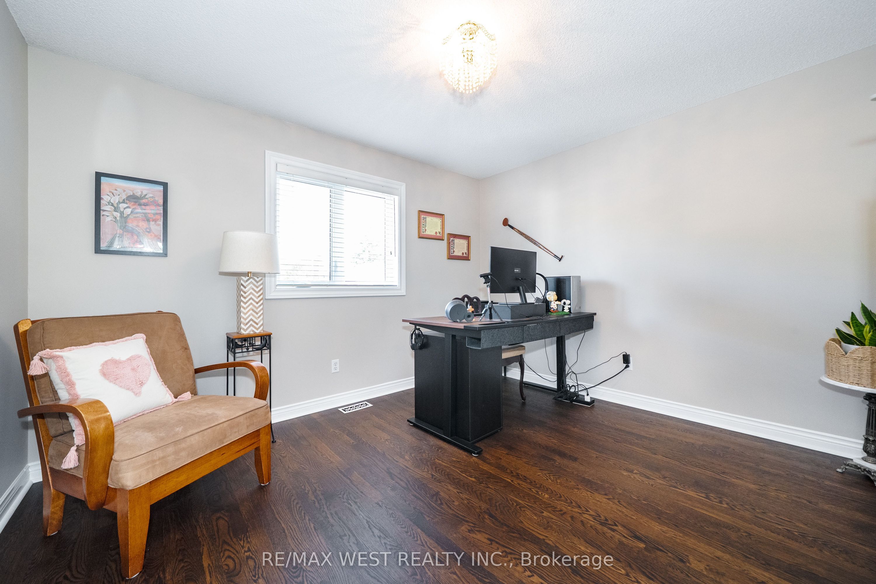 98 Arrowhead Drive Property Photo 16