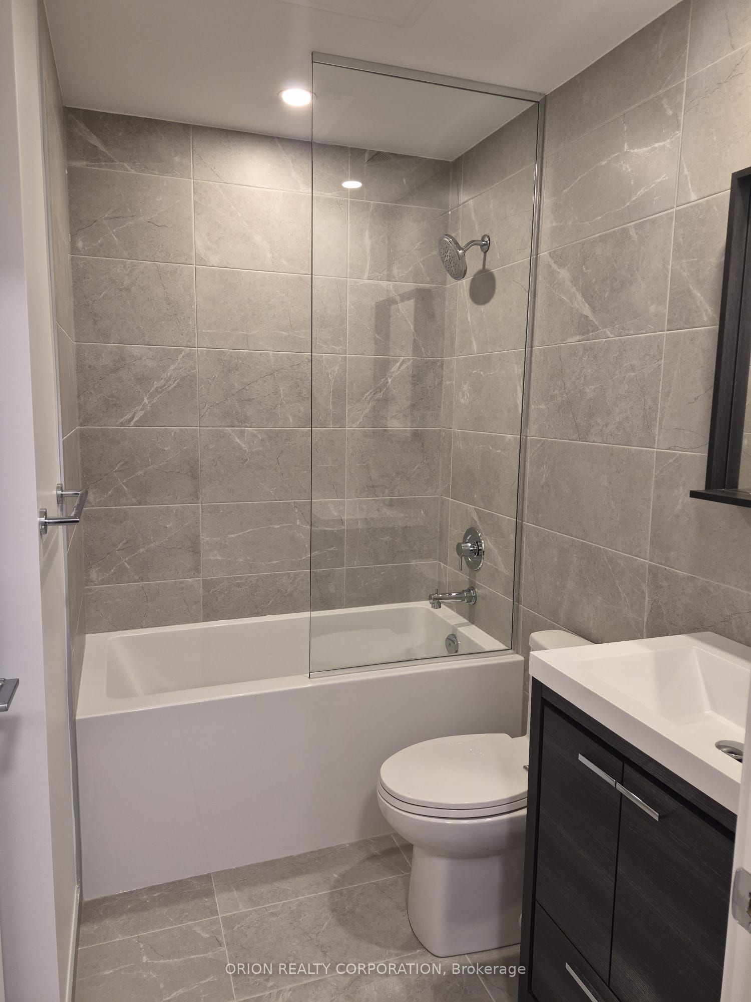 5 Meadowdale Road 2312 Property Photo 5