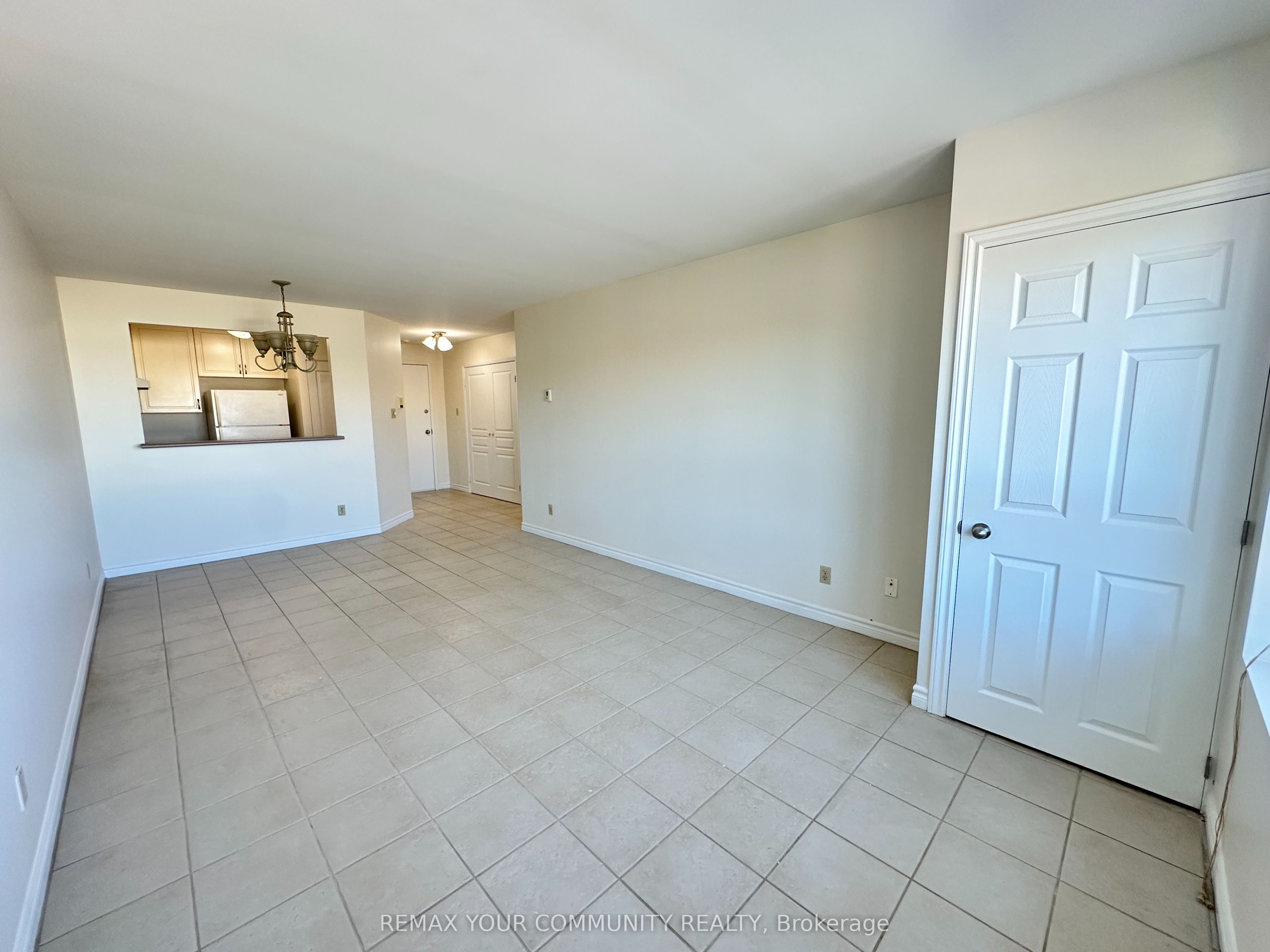 15207 Yonge Street 503 Property Photo 11