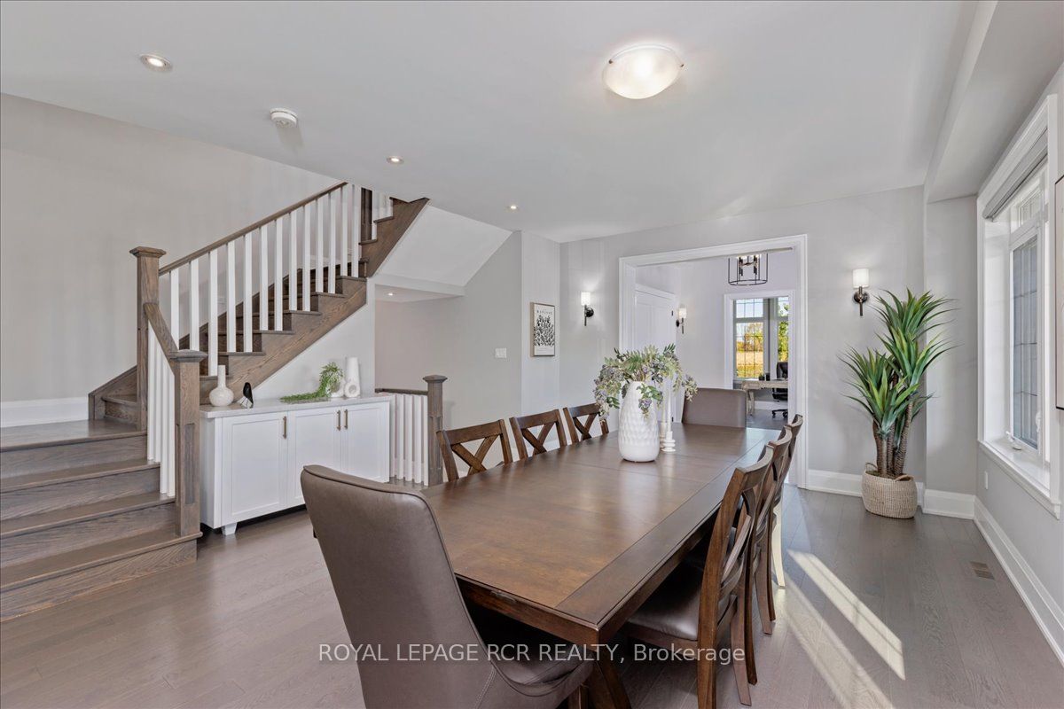 47 Carondale Square Property Photo 8