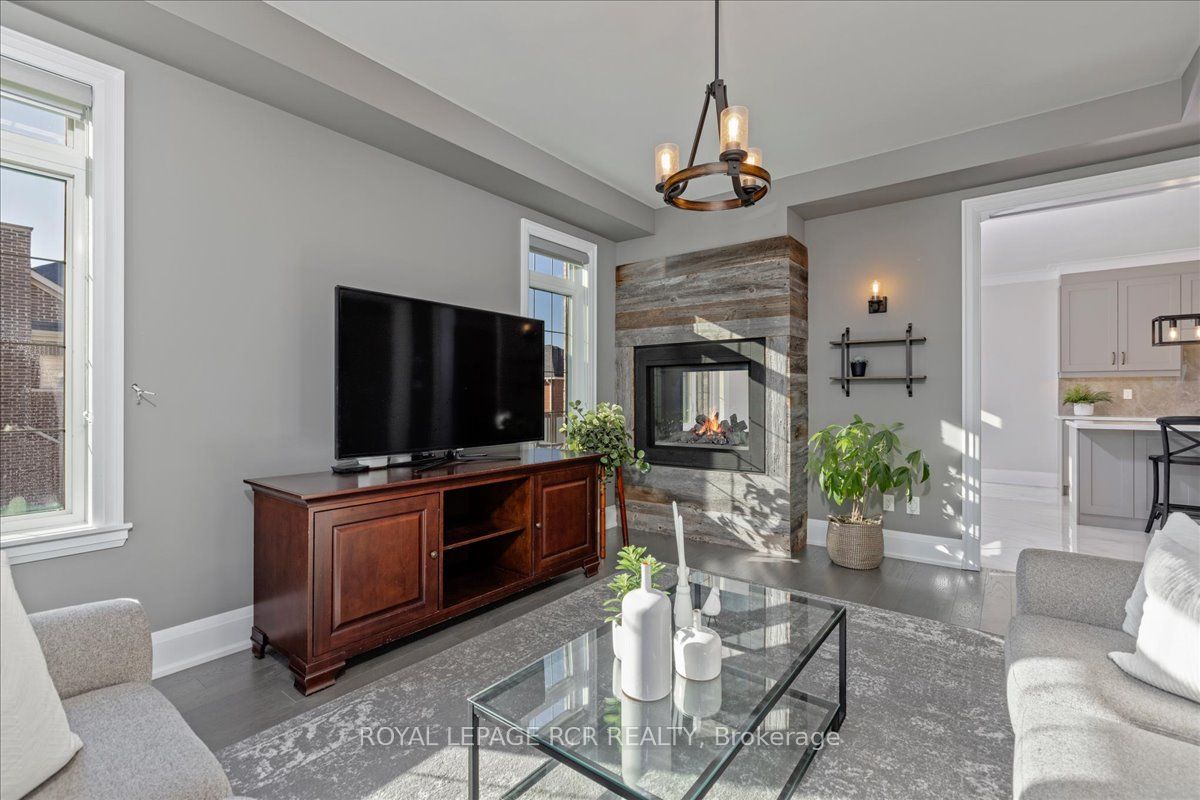 47 Carondale Square Property Photo 10