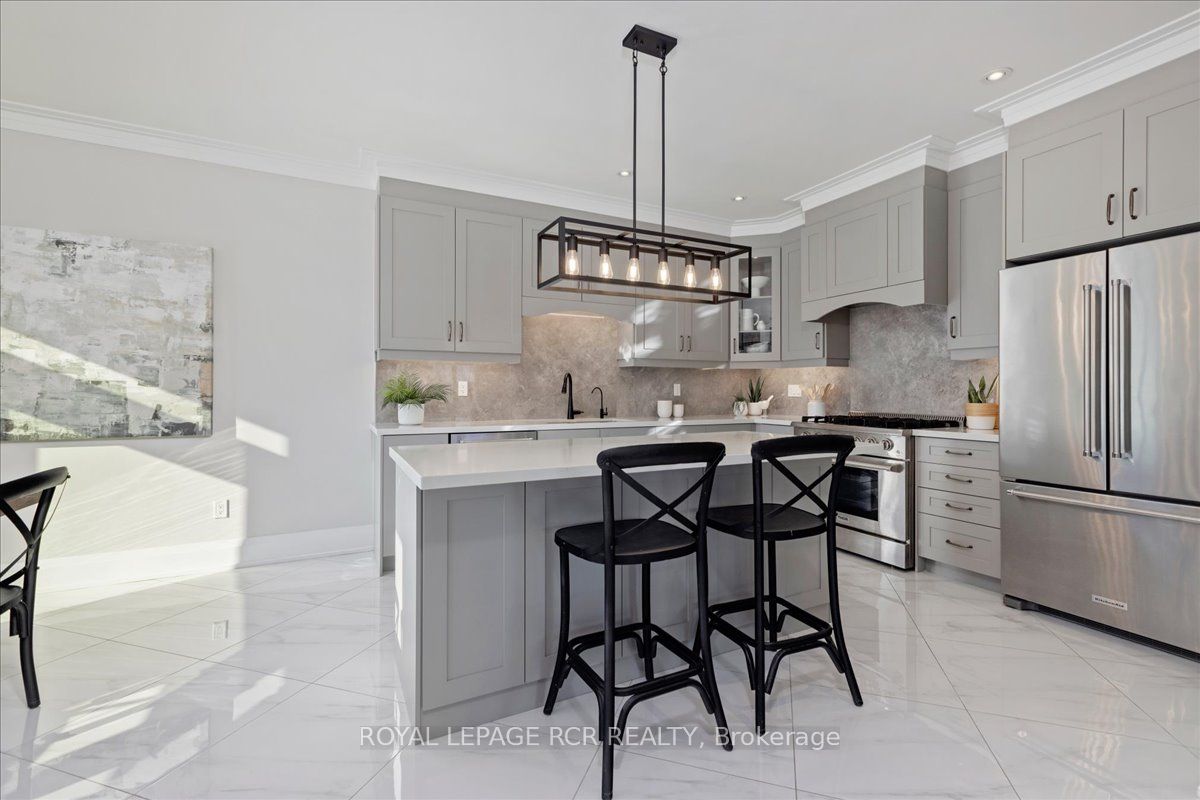 47 Carondale Square Property Photo 11