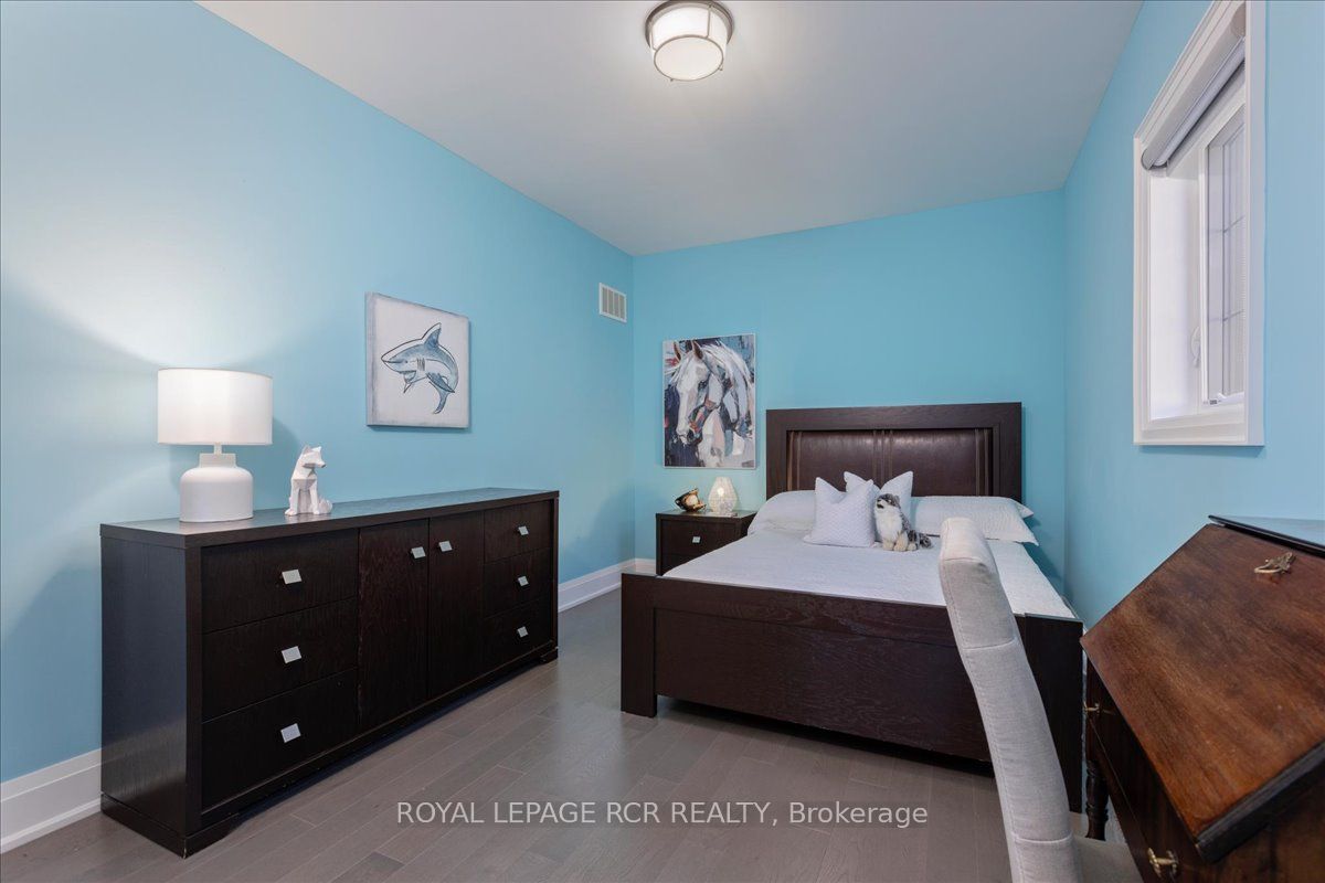 47 Carondale Square Property Photo 22