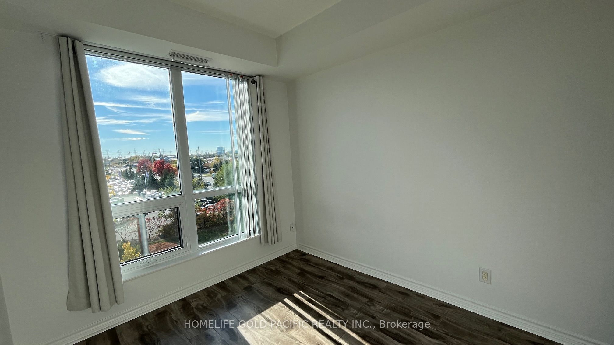 8323 Kennedy Road 312 Property Photo 14